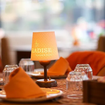 فندق La Vida Old