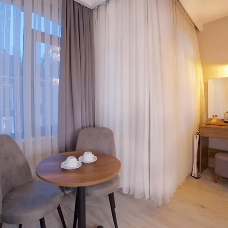 La Vida Old 2* Istanbul